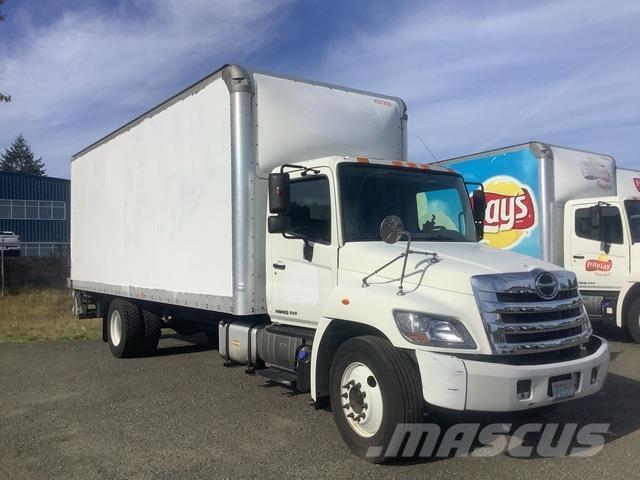 Hino 268 Фургони