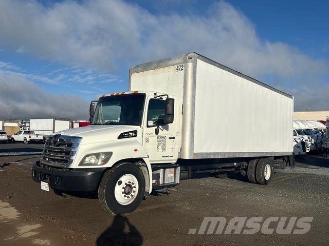 Hino 268 Фургони