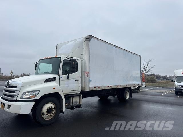 Hino 268 Фургони