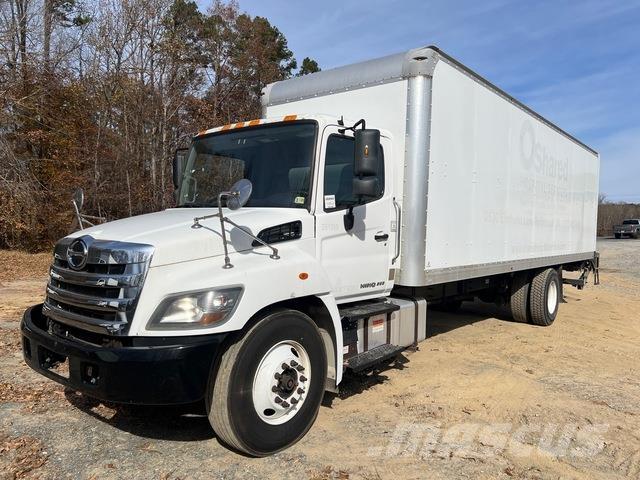 Hino 269 Фургони