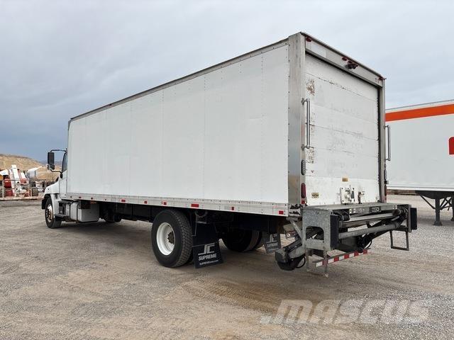 Hino 338 Фургони