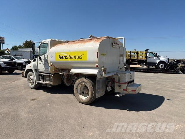 Hino 338 Поливальні машини