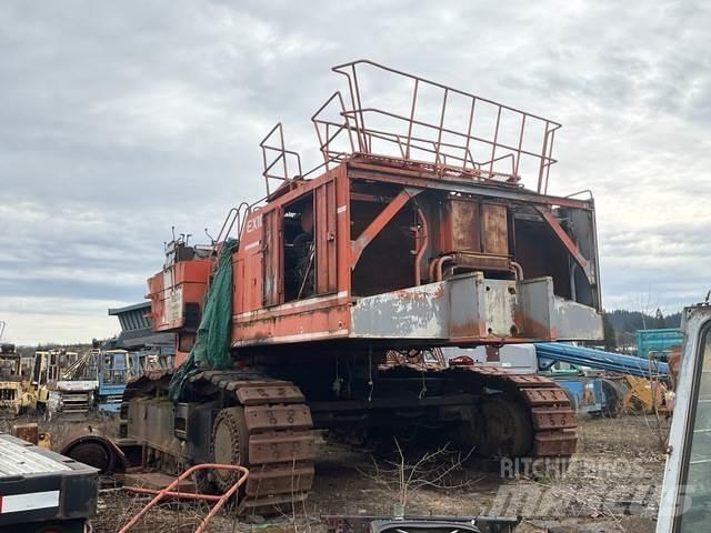 Hitachi EX1000 Гусеничні екскаватори