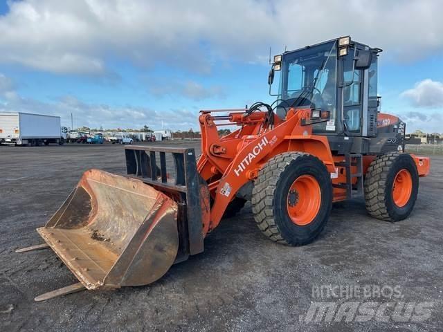 Hitachi ZW120 Фронтальні навантажувачі