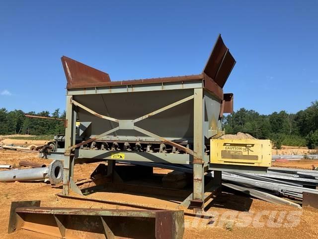  Hoover BF36-20 Кормороздавачі