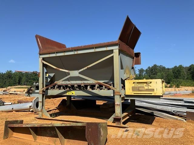  Hoover BF36-20 Кормороздавачі