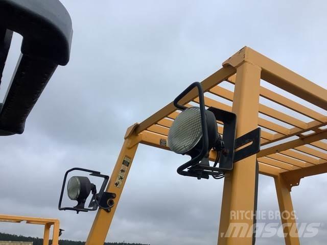 Hyster E65Z-40 Електронавантажувачі