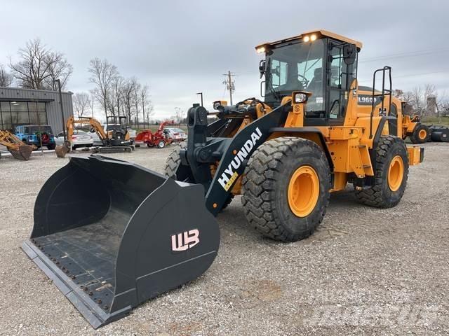 Hyundai HL960A Фронтальні навантажувачі