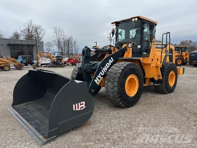 Hyundai HL960A Фронтальні навантажувачі