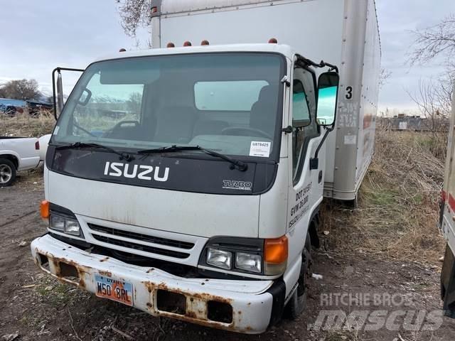 Isuzu NPR Фургони