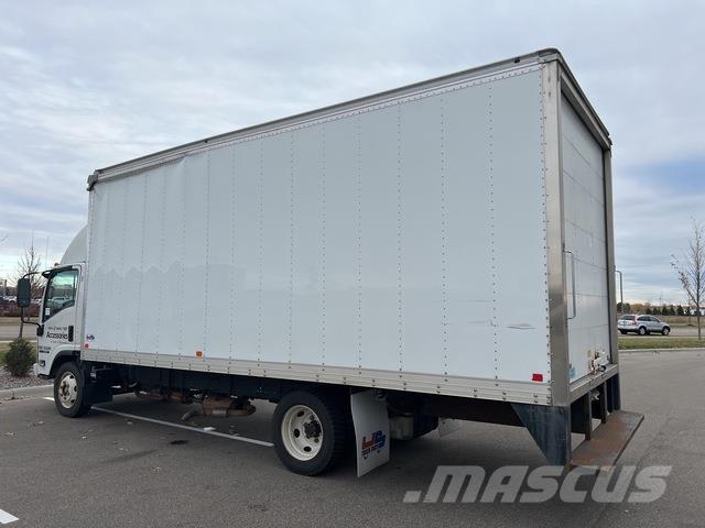 Isuzu NPR Фургони