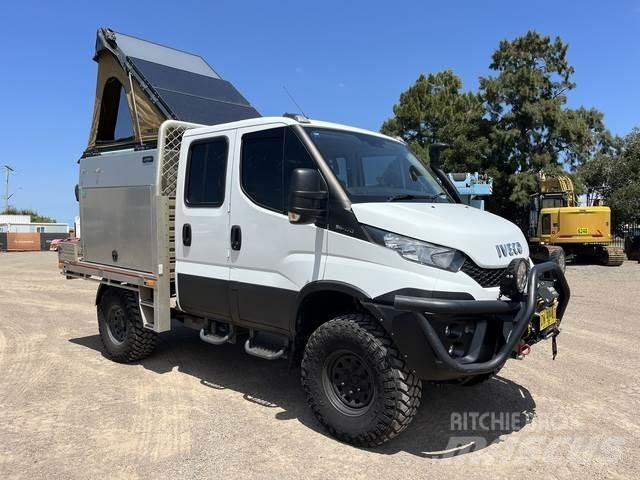 Iveco Daily Вантажівки-платформи/бокове розвантаження