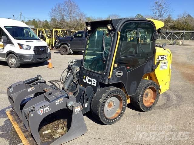JCB 155 Міні-навантажувачі