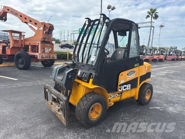 JCB 35D 4X4 T4 Телескопічні навантажувачі