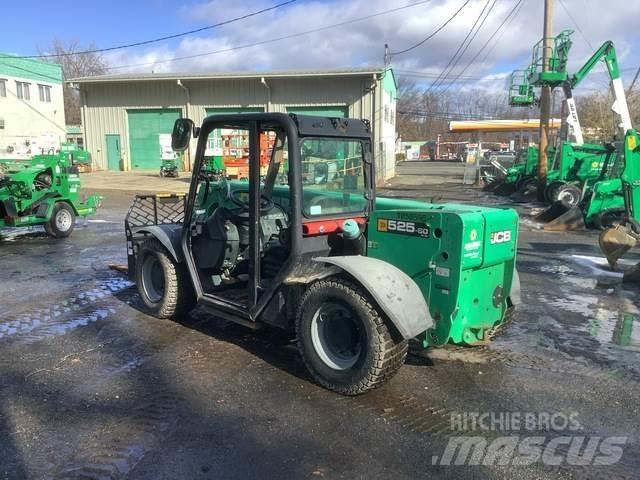 JCB 525-60 Телескопічні навантажувачі