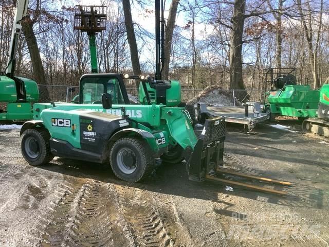 JCB 525-60 Телескопічні навантажувачі