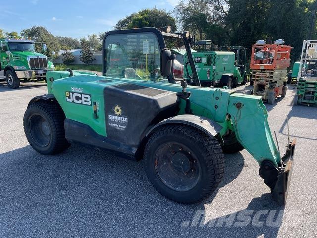 JCB 525-60 Телескопічні навантажувачі