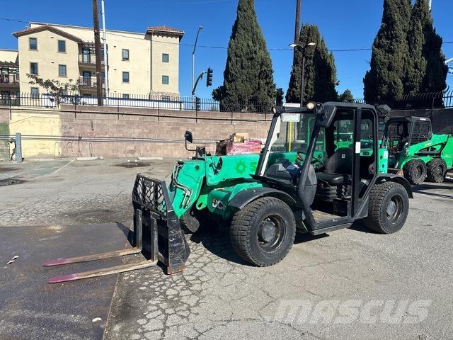 JCB 525-60 Телескопічні навантажувачі
