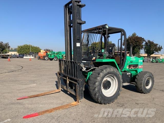 JCB 930 Навантажувачі підвищеної прохідності