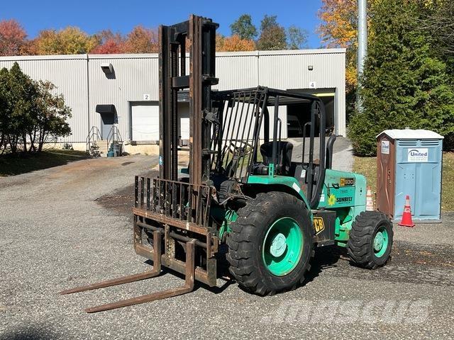 JCB 930 Навантажувачі підвищеної прохідності