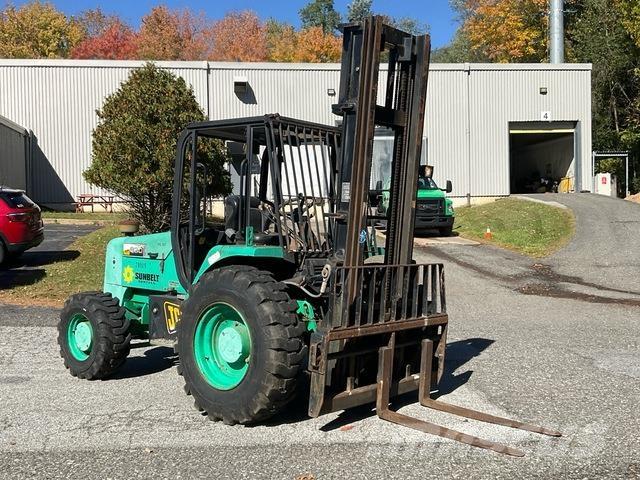 JCB 930 Навантажувачі підвищеної прохідності