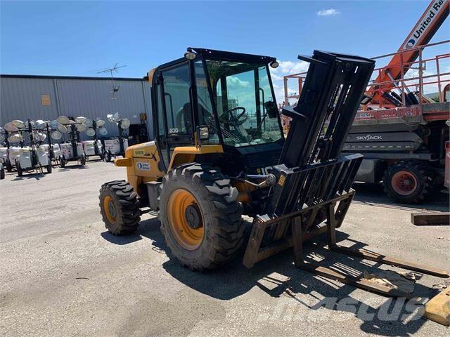 JCB 930-4 Навантажувачі підвищеної прохідності