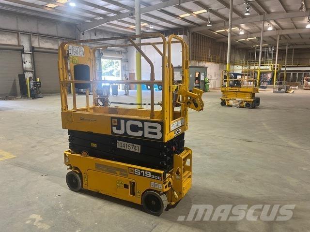 JCB S1930E Підйомники-ножиці