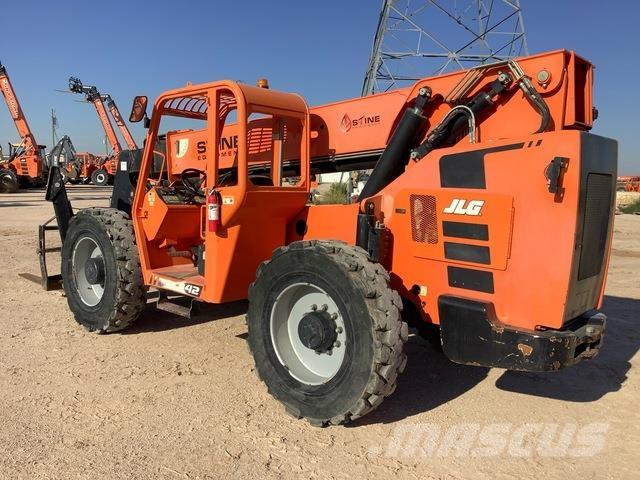 JLG 10042 Телескопічні навантажувачі