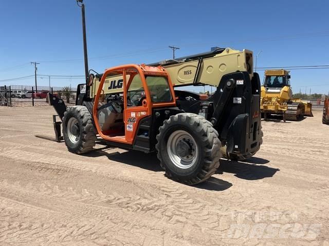 JLG 1043 Телескопічні навантажувачі