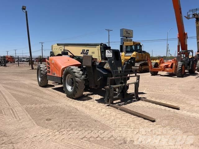 JLG 1043 Телескопічні навантажувачі
