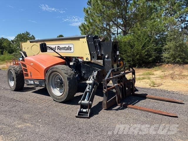 JLG 1055 Телескопічні навантажувачі