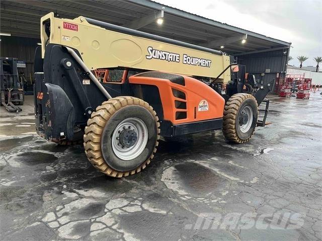 JLG 1055 Телескопічні навантажувачі