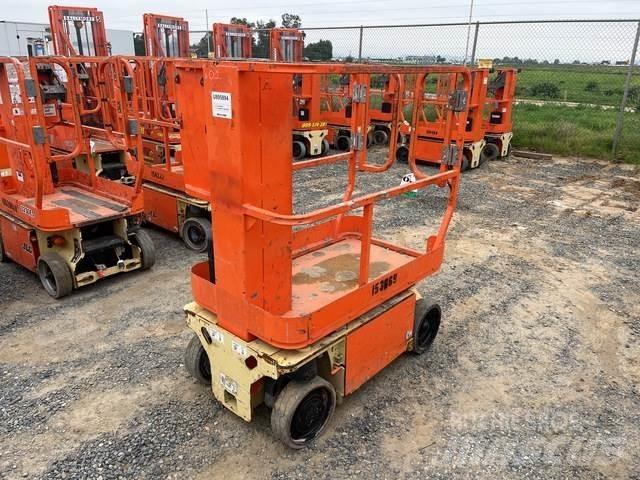 JLG 1230ES Вертикальні щоглові підйомники
