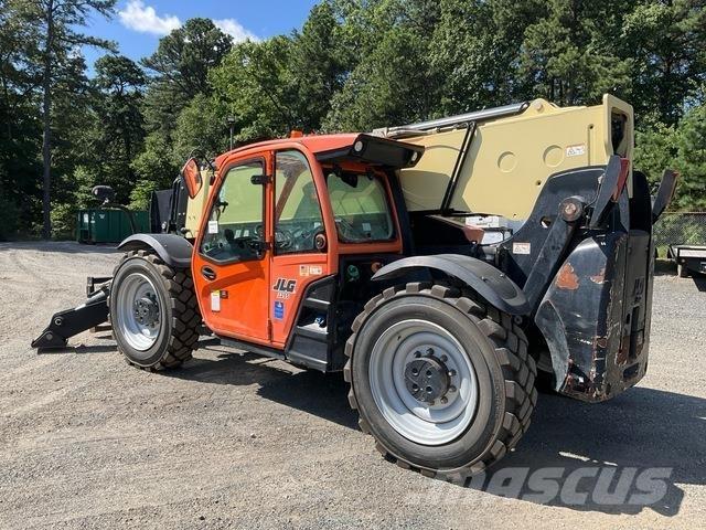 JLG 1255 Телескопічні навантажувачі