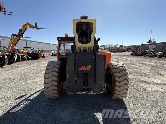 JLG 1255 Телескопічні навантажувачі