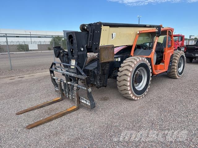 JLG 1255 Телескопічні навантажувачі