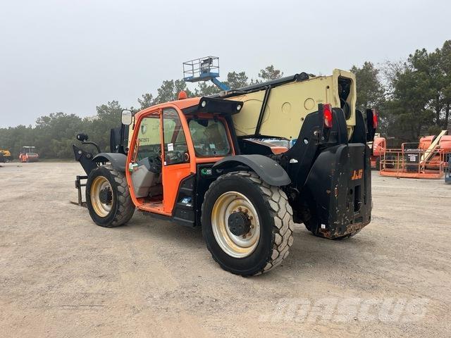 JLG 1255 Телескопічні навантажувачі