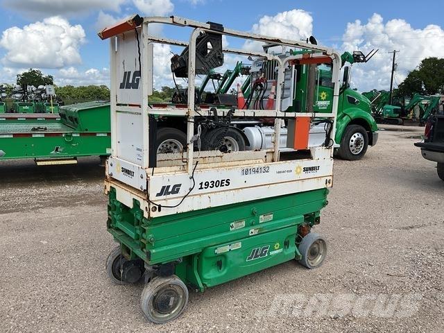 JLG 1930ES Підйомники-ножиці