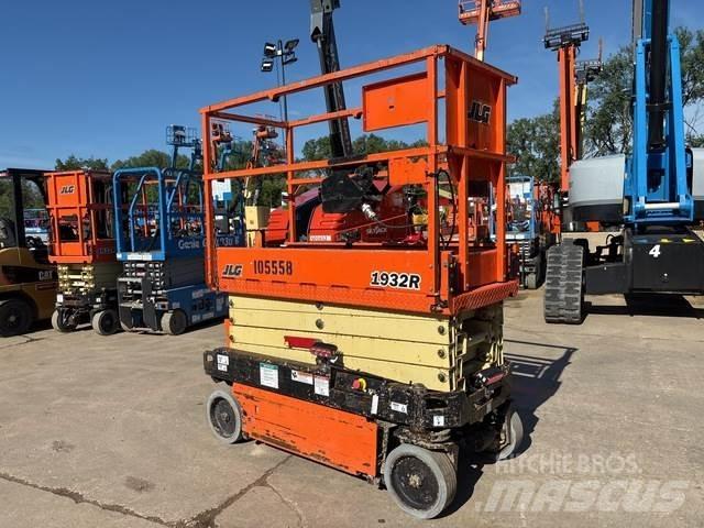 JLG 1932R Підйомники-ножиці