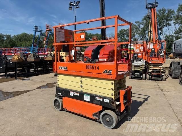 JLG 1932R Підйомники-ножиці