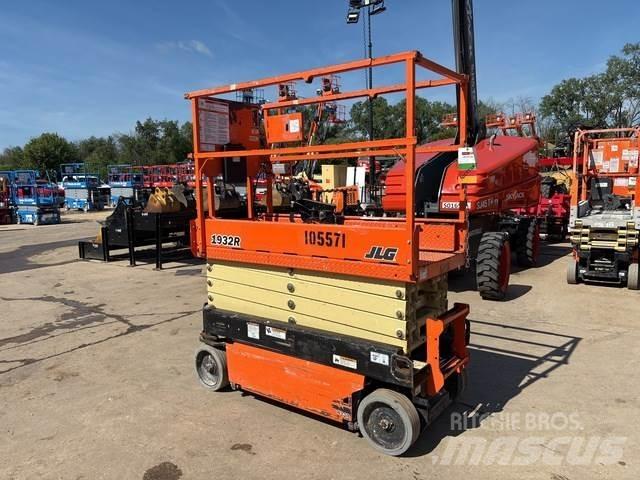 JLG 1932R Підйомники-ножиці