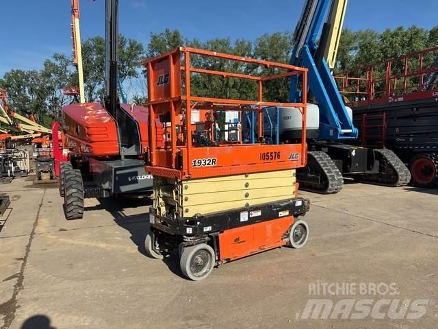 JLG 1932R Підйомники-ножиці