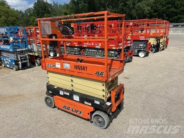 JLG 1932R Підйомники-ножиці