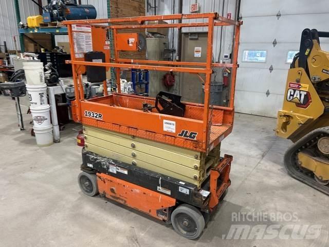JLG 1932R Підйомники-ножиці