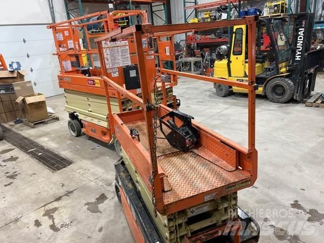 JLG 1932R Підйомники-ножиці