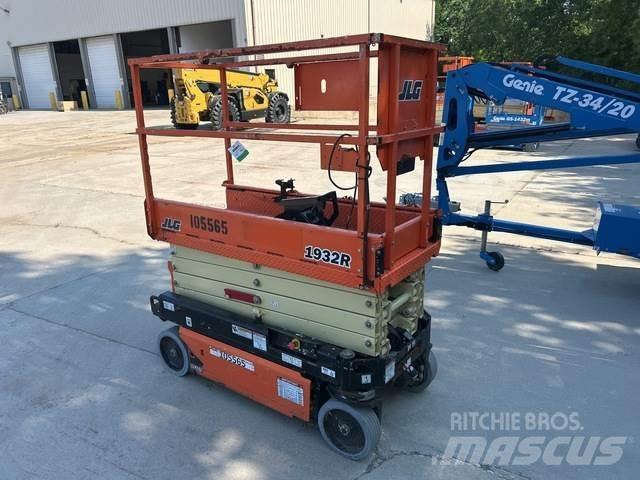 JLG 1932R Підйомники-ножиці