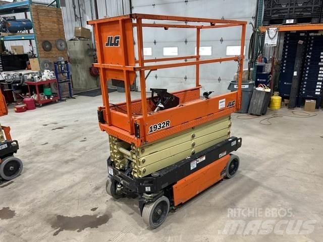 JLG 1932R Підйомники-ножиці