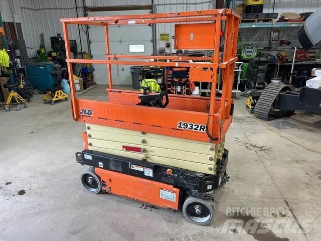 JLG 1932R Підйомники-ножиці