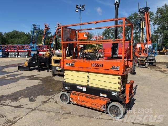 JLG 1932R Підйомники-ножиці