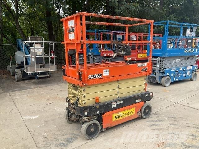 JLG 1932R Підйомники-ножиці